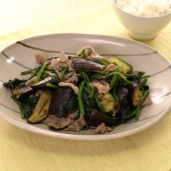 なすとほうれん草の中華炒め