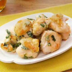 鶏むね肉と大葉の塩唐揚げ