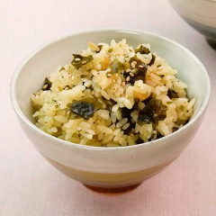 炊き込みわかめごはん