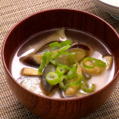 なすの味噌汁