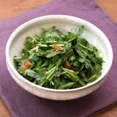 春菊と水菜の梅サラダ