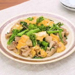 豚こまと菜の花の卵炒め