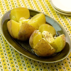 ほくほくじゃがバター（ボイル）